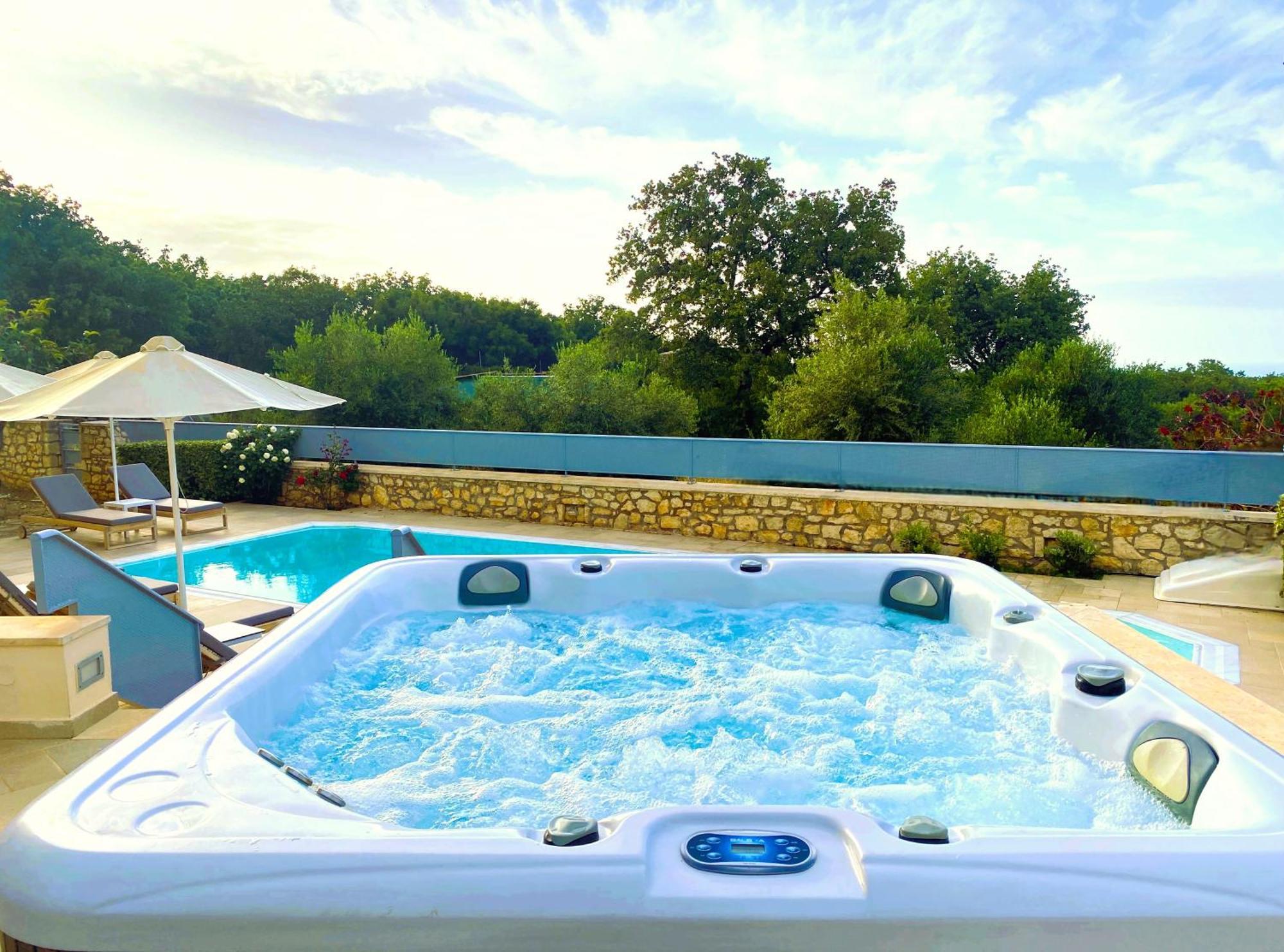 Deluxe Villa Ianthos - Outdoor Hot Tub & Kids Pool Gallos Exterior photo