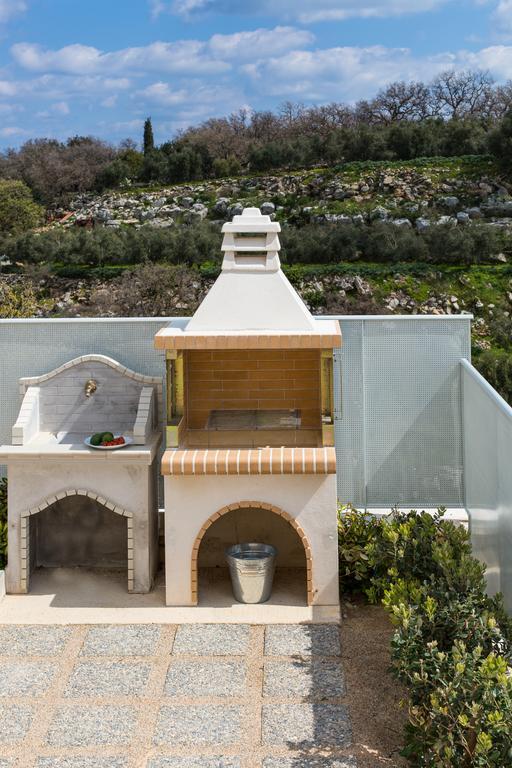 Deluxe Villa Ianthos - Outdoor Hot Tub & Kids Pool Gallos Exterior photo