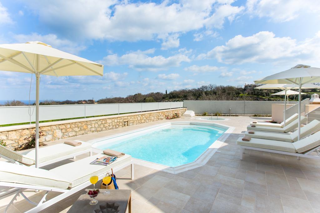 Deluxe Villa Ianthos - Outdoor Hot Tub & Kids Pool Gallos Exterior photo
