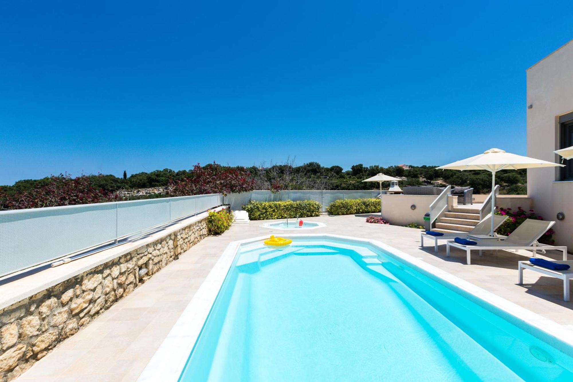 Deluxe Villa Ianthos - Outdoor Hot Tub & Kids Pool Gallos Exterior photo